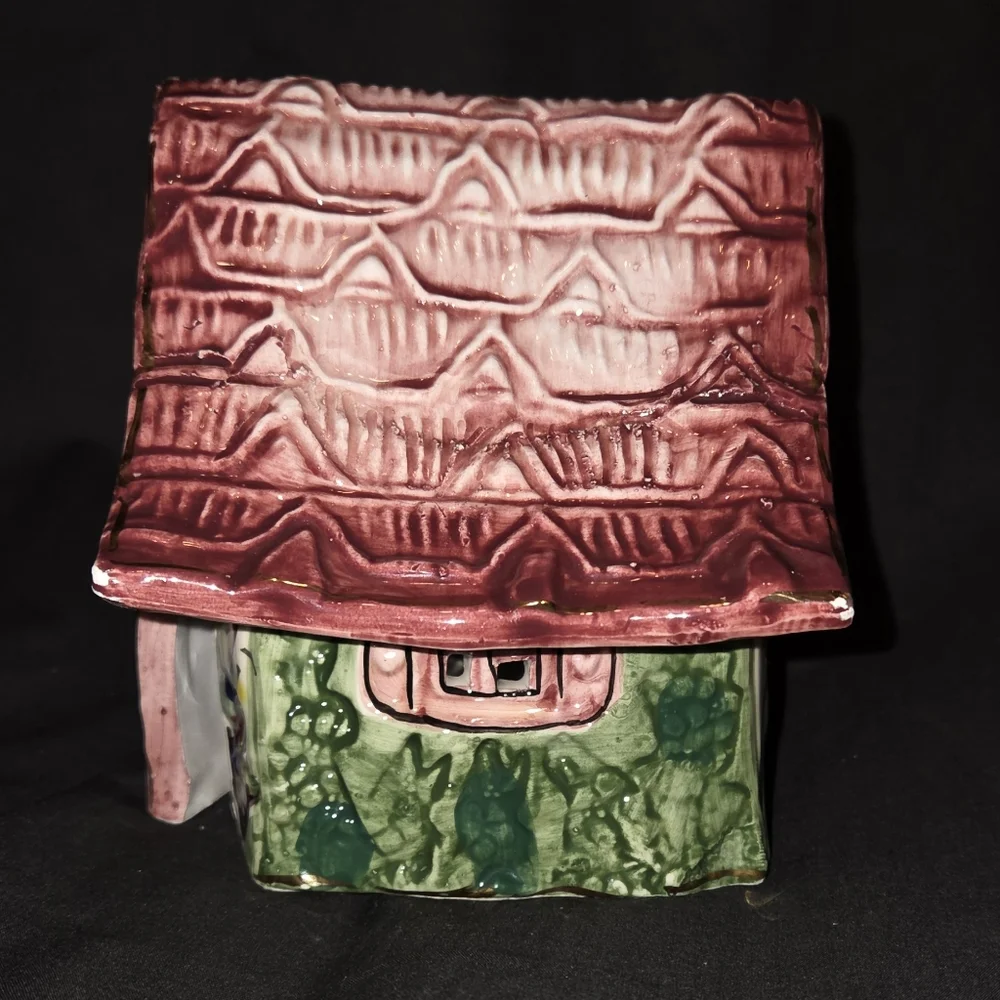 Blue Sky Clayworks Designed by Heather Goldminc Welcome Tea Light Candle House